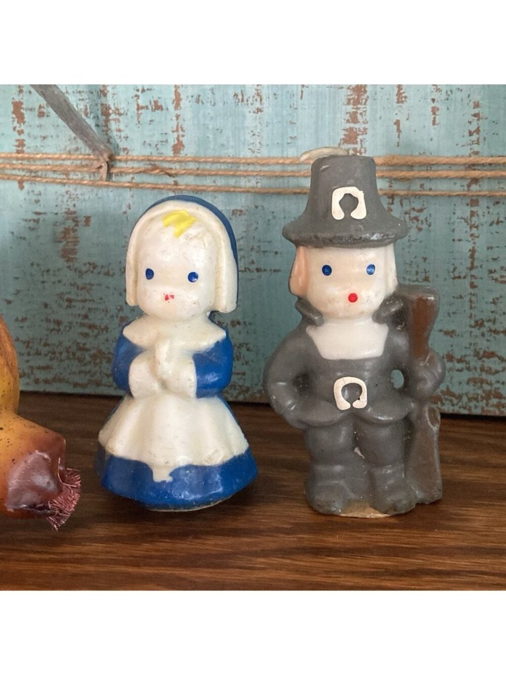 Vintage 1960’s Gurley Thanksgiving MCM 3” Pilgrim Novelty Candle Set (2)